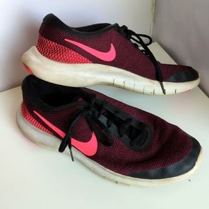 Nike flex experience RN7 running shoe size 11